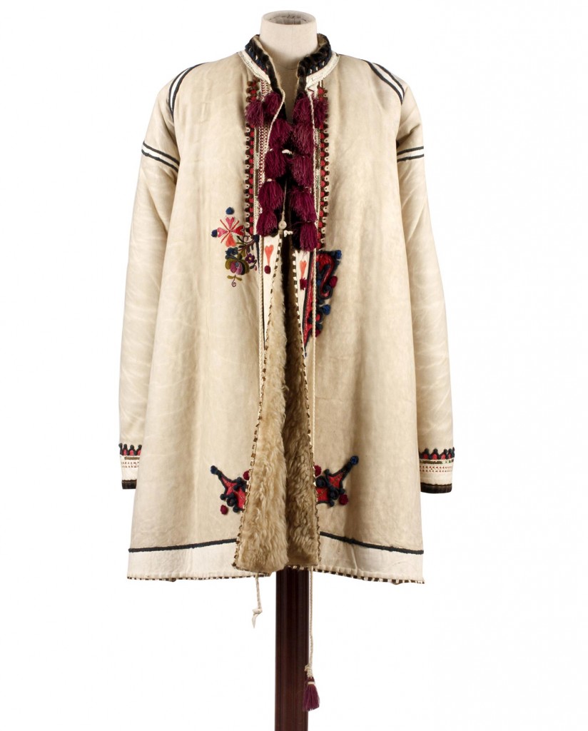 Rare sheepskin coat Romanian origin – Madeinused