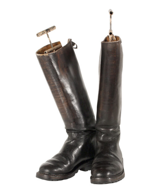 Leather boots '40s